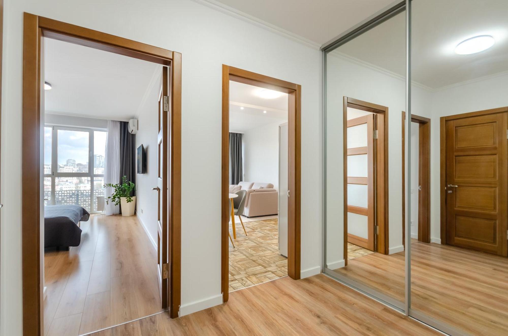 Petrovdom 7-27 In Rc Kvartet Cozy Apartment Nearby With Central Railway Station Kiev Bagian luar foto