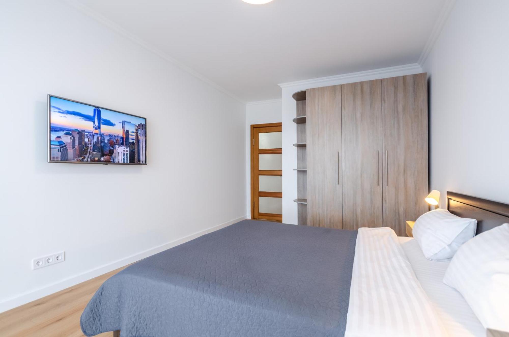 Petrovdom 7-27 In Rc Kvartet Cozy Apartment Nearby With Central Railway Station Kiev Bagian luar foto