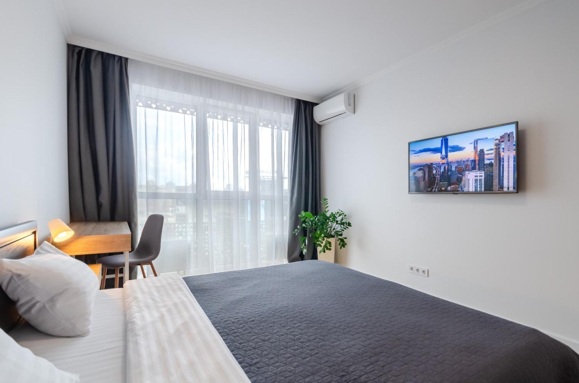 Petrovdom 7-27 In Rc Kvartet Cozy Apartment Nearby With Central Railway Station Kiev Bagian luar foto